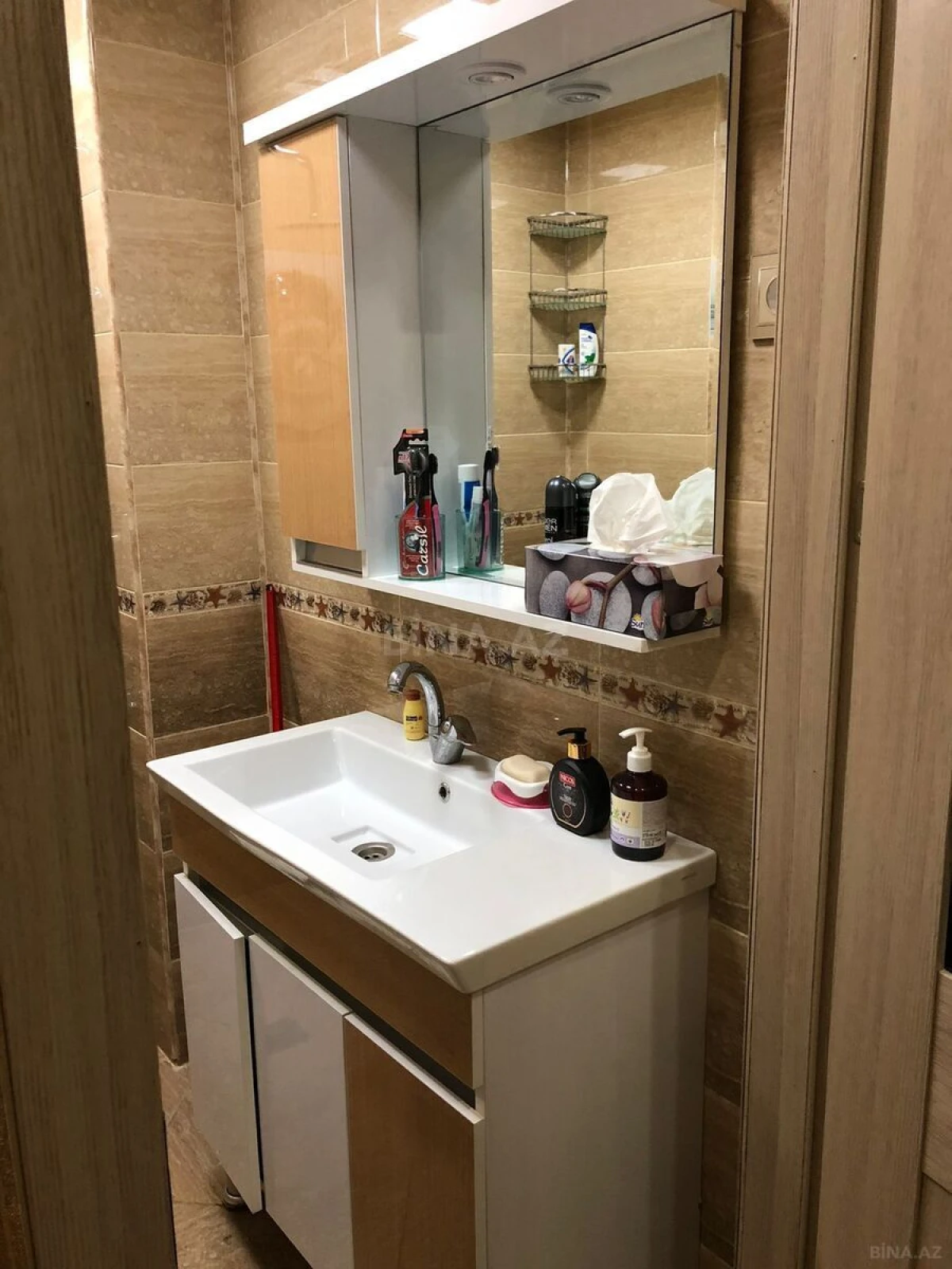 Kirayə verilir 2 otaqlı mənzil 70 m²