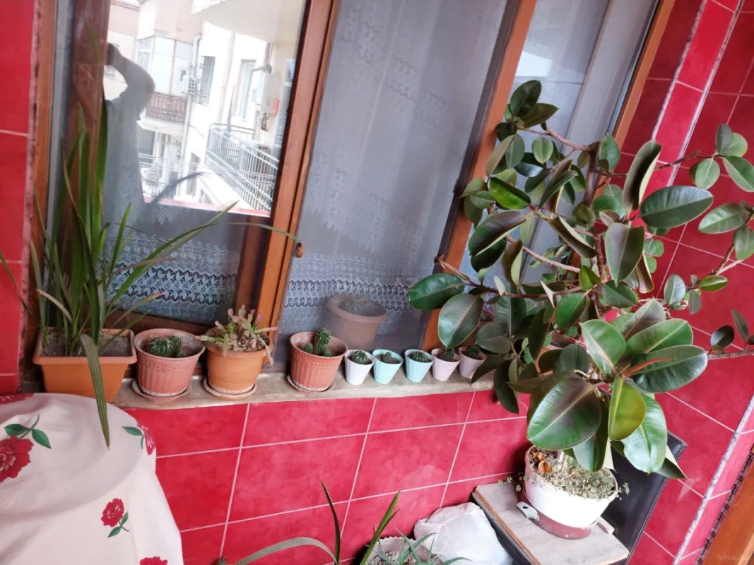 Satılır 3 otaqlı mənzil 58 m²