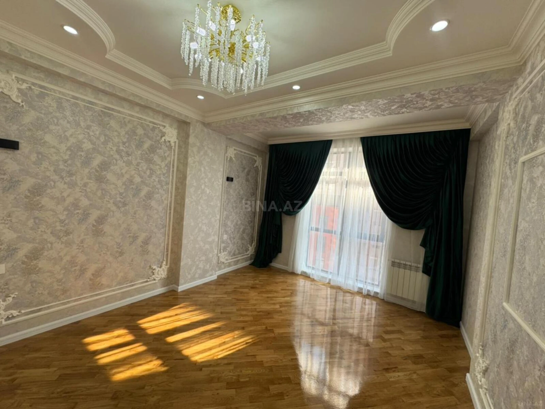 Satılır 2 otaqlı mənzil 70 m²