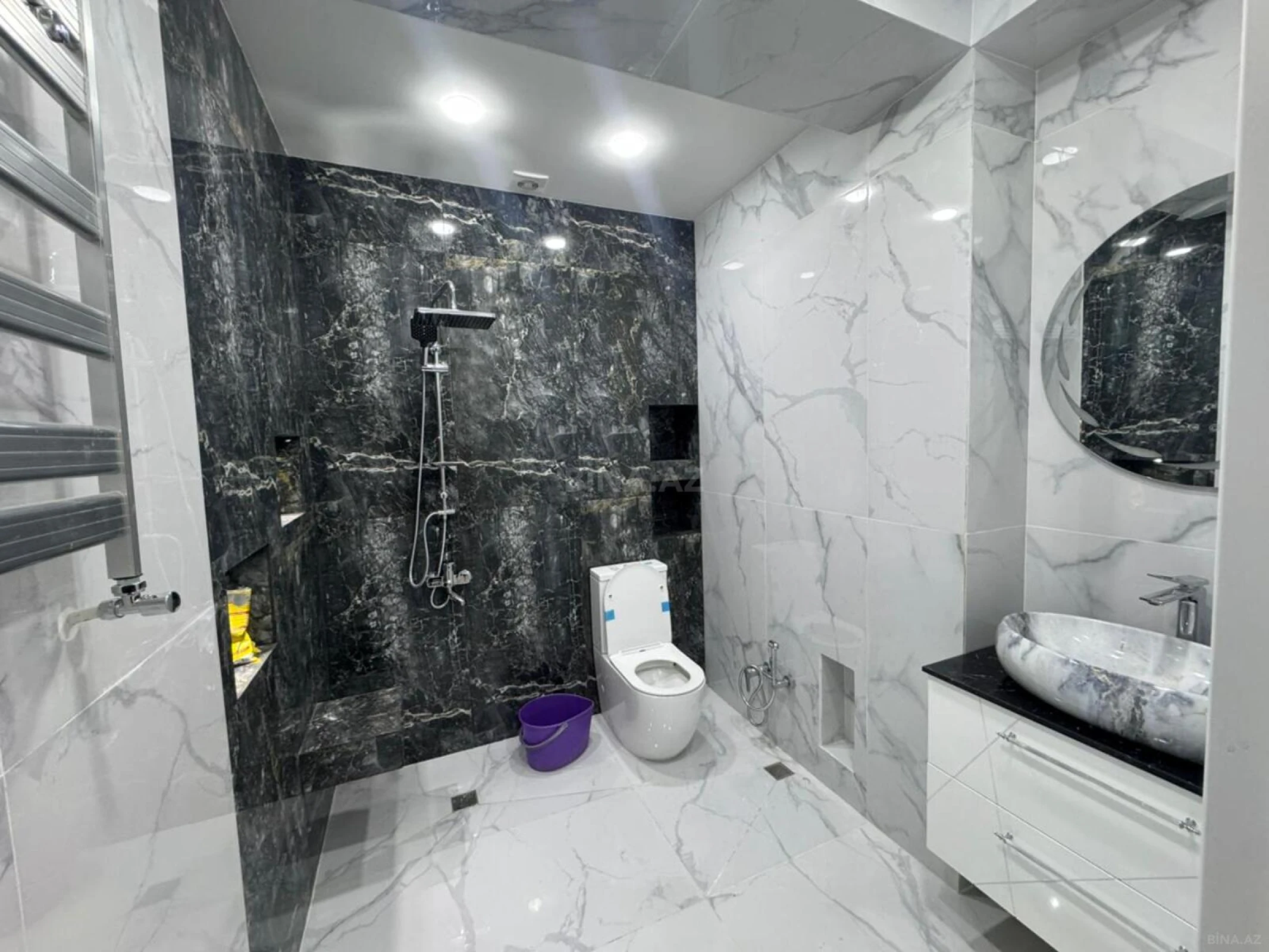 Satılır 2 otaqlı mənzil 70 m²