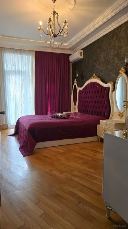 Satılır 3 otaqlı mənzil 110 m²