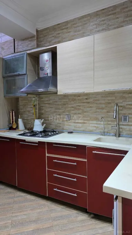 Satılır 3 otaqlı mənzil 110 m²
