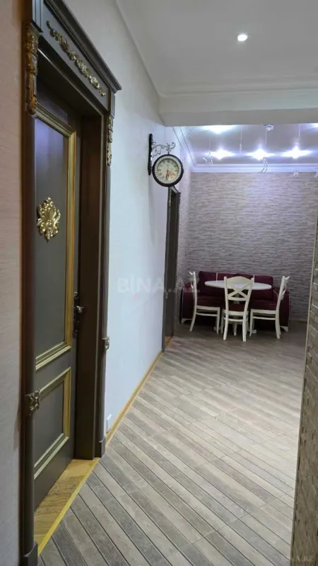Satılır 3 otaqlı mənzil 110 m²