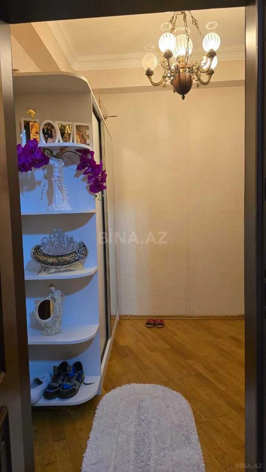 Satılır 3 otaqlı mənzil 110 m²