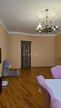 Satılır 3 otaqlı mənzil 110 m²