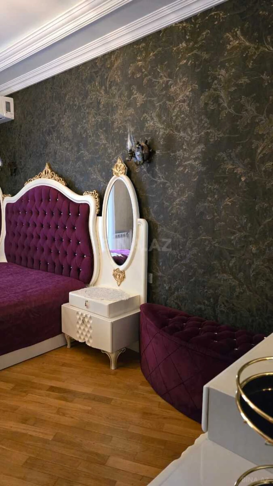 Satılır 3 otaqlı mənzil 110 m²