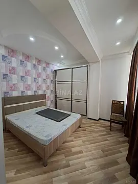 Kirayə verilir 2 otaqlı mənzil 95 m²