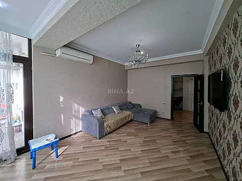Kirayə verilir 2 otaqlı mənzil 95 m²