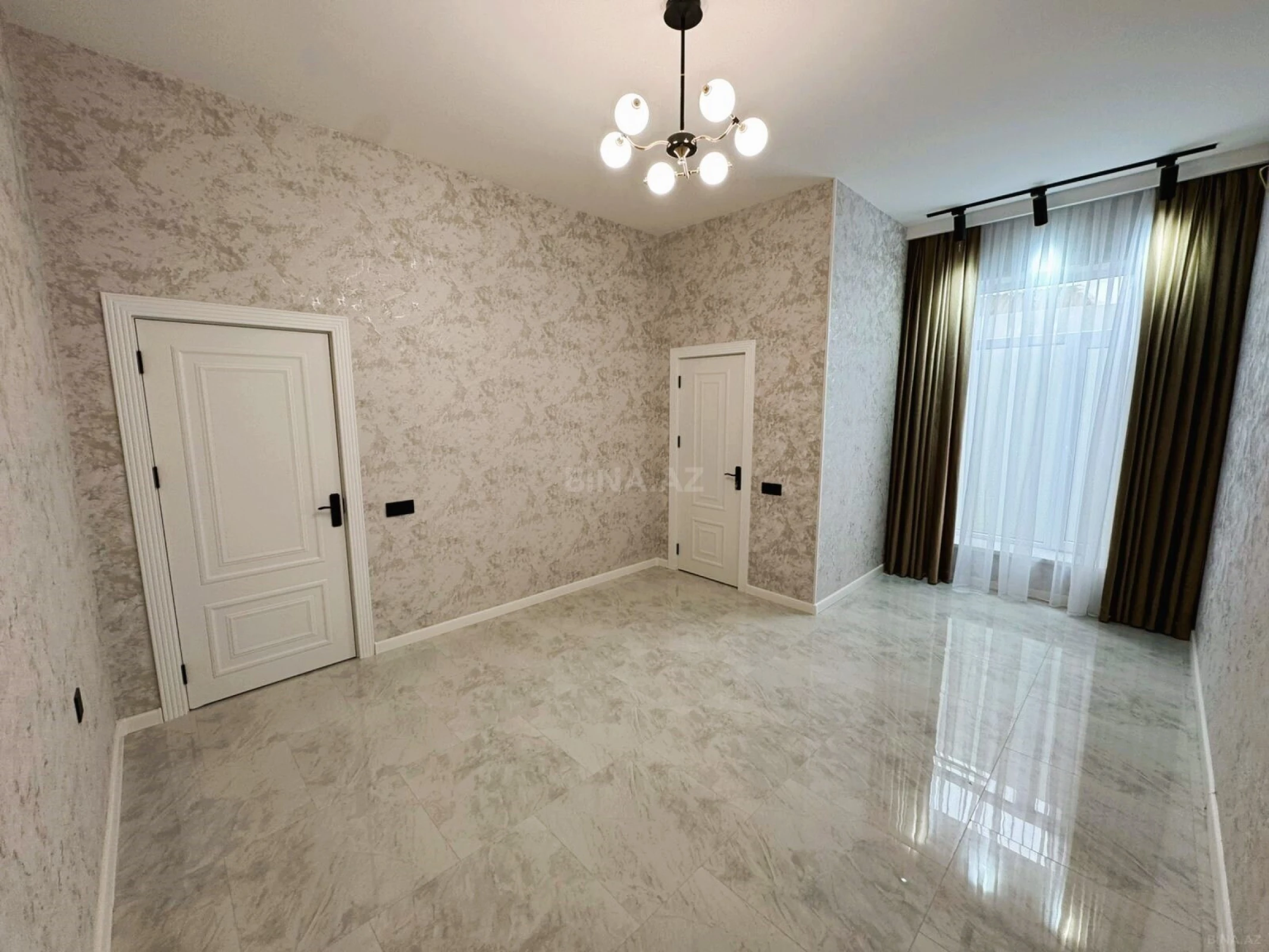 Satılır 4 otaqlı həyət evi 150 m²