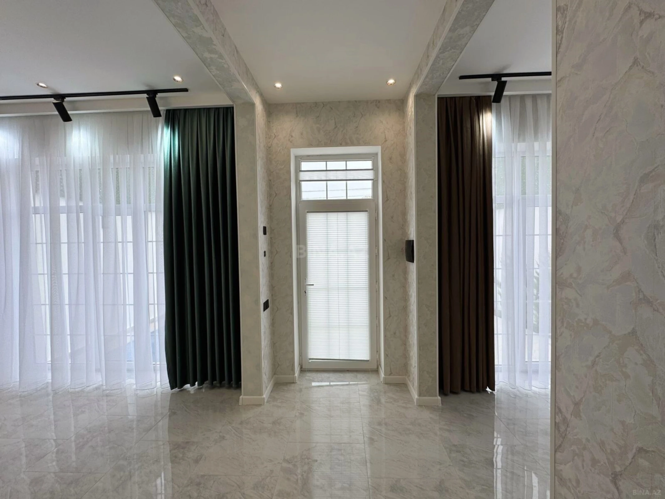 Satılır 4 otaqlı həyət evi 150 m²