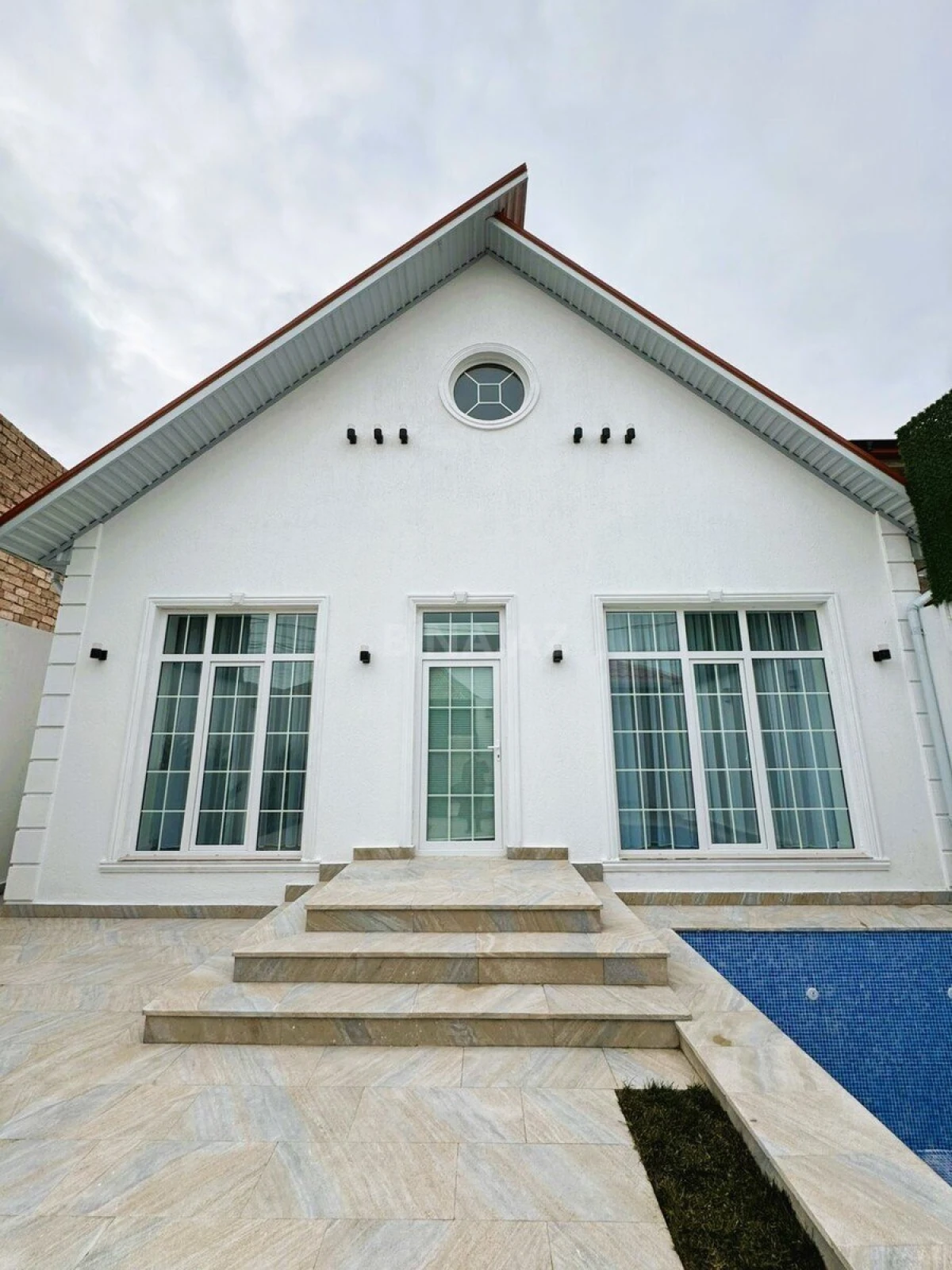 Satılır 4 otaqlı həyət evi 150 m²
