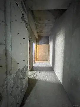 Satılır 3 otaqlı mənzil 179 m²