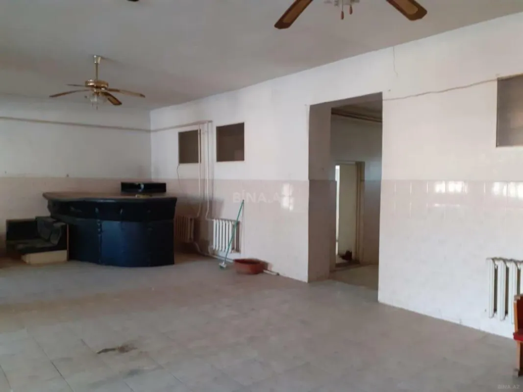 Satılır obyekt 1200 m²