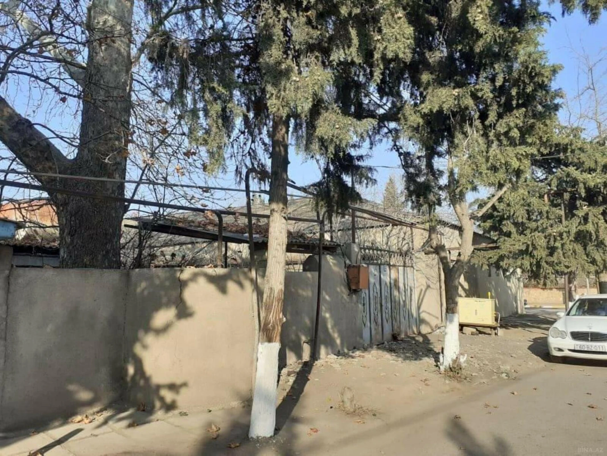 Satılır obyekt 1200 m²