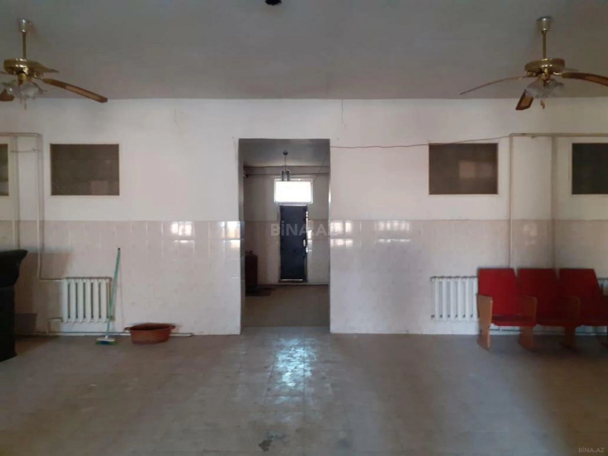 Satılır obyekt 1200 m²