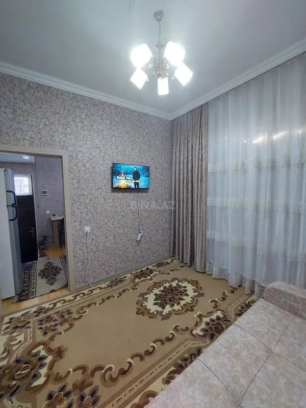 Satılır 1 otaqlı həyət evi 30 m²