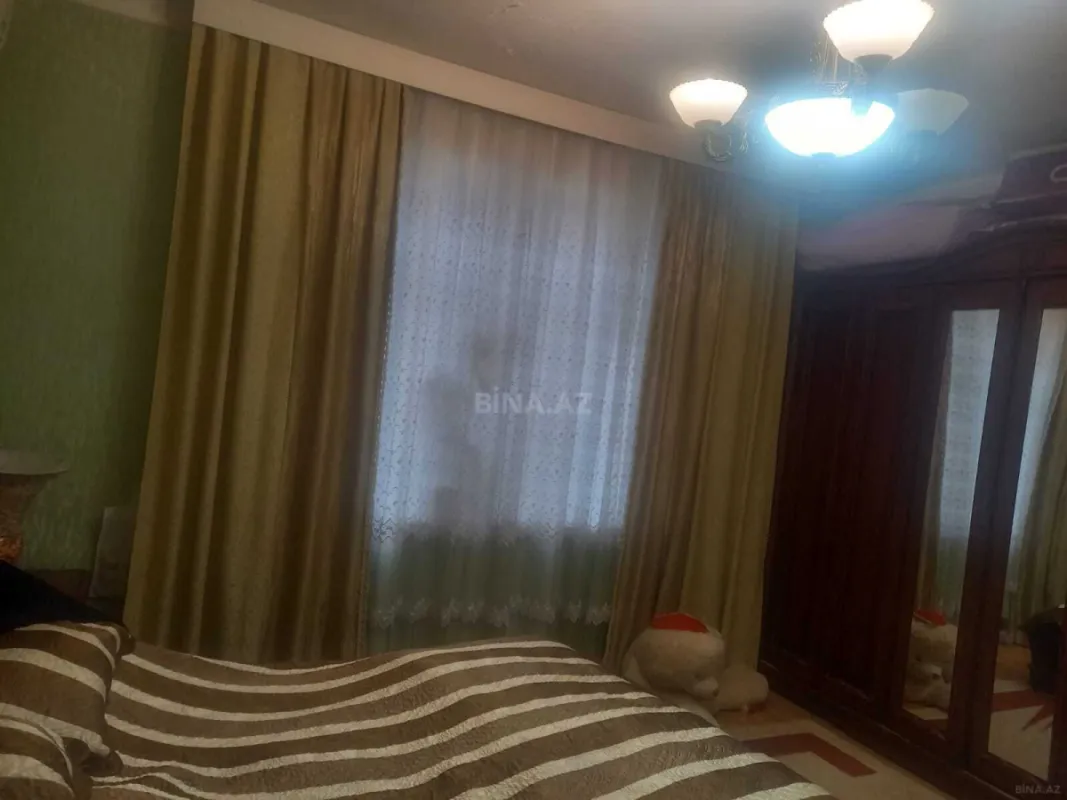 Satılır 2 otaqlı mənzil 70 m²