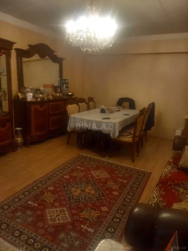 Satılır 2 otaqlı mənzil 70 m²