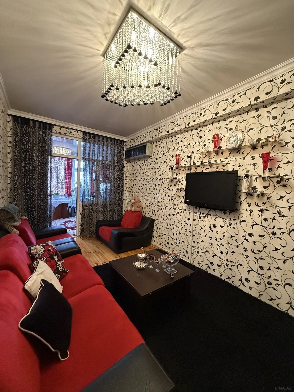 Satılır 2 otaqlı mənzil 58 m²