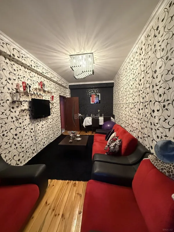 Satılır 2 otaqlı mənzil 58 m²