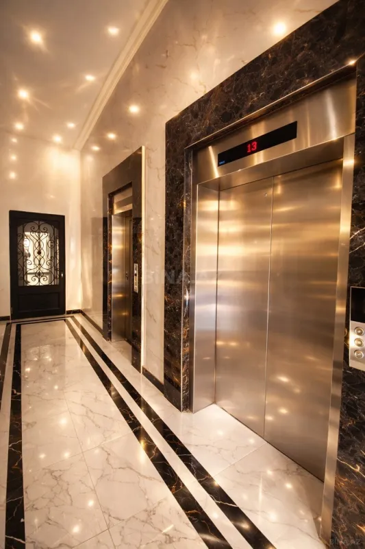 Satılır 4 otaqlı mənzil 154 m²