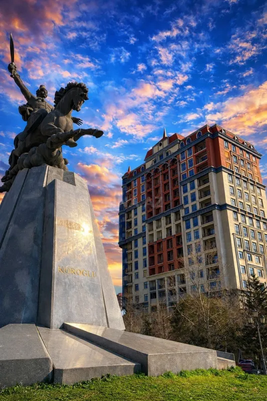 Satılır 4 otaqlı mənzil 154 m²