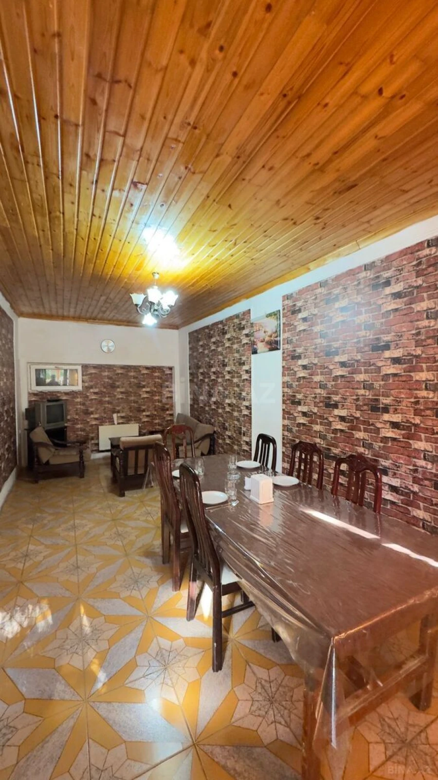 Satılır obyekt 2000 m²