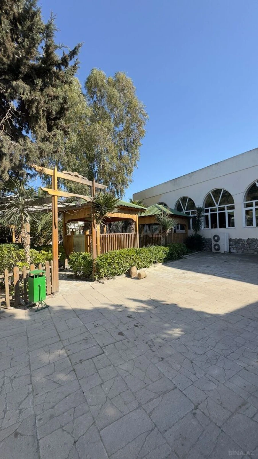 Satılır obyekt 2000 m²