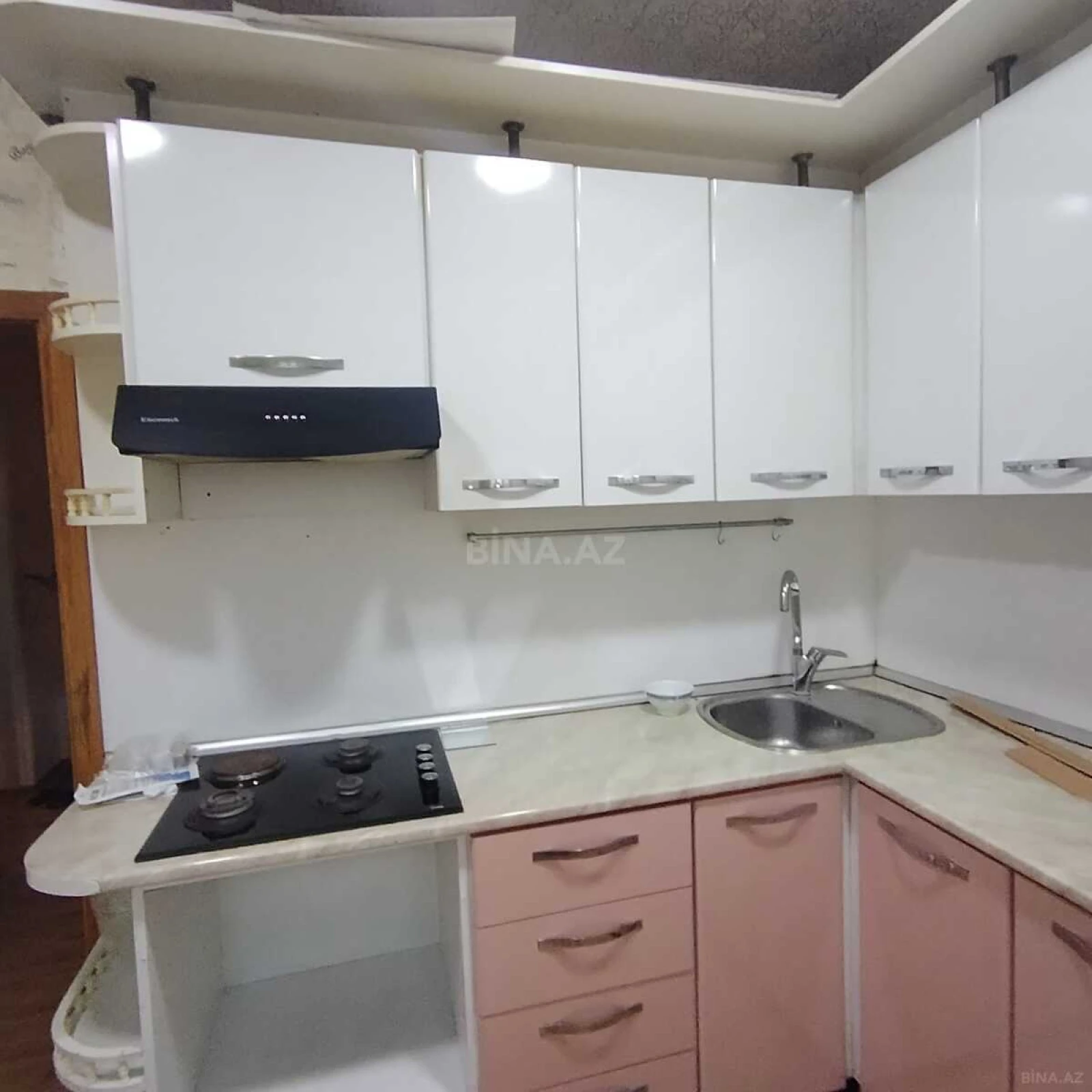 Kirayə verilir 3 otaqlı mənzil 60 m²