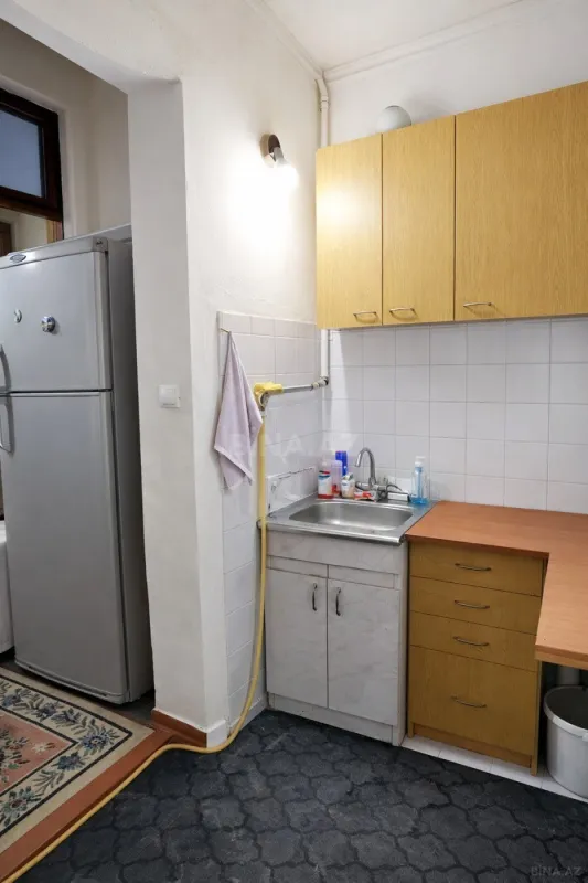 Satılır 4 otaqlı mənzil 85 m²