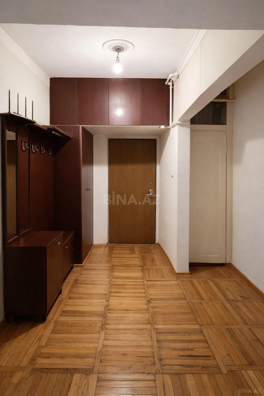 Satılır 4 otaqlı mənzil 85 m²