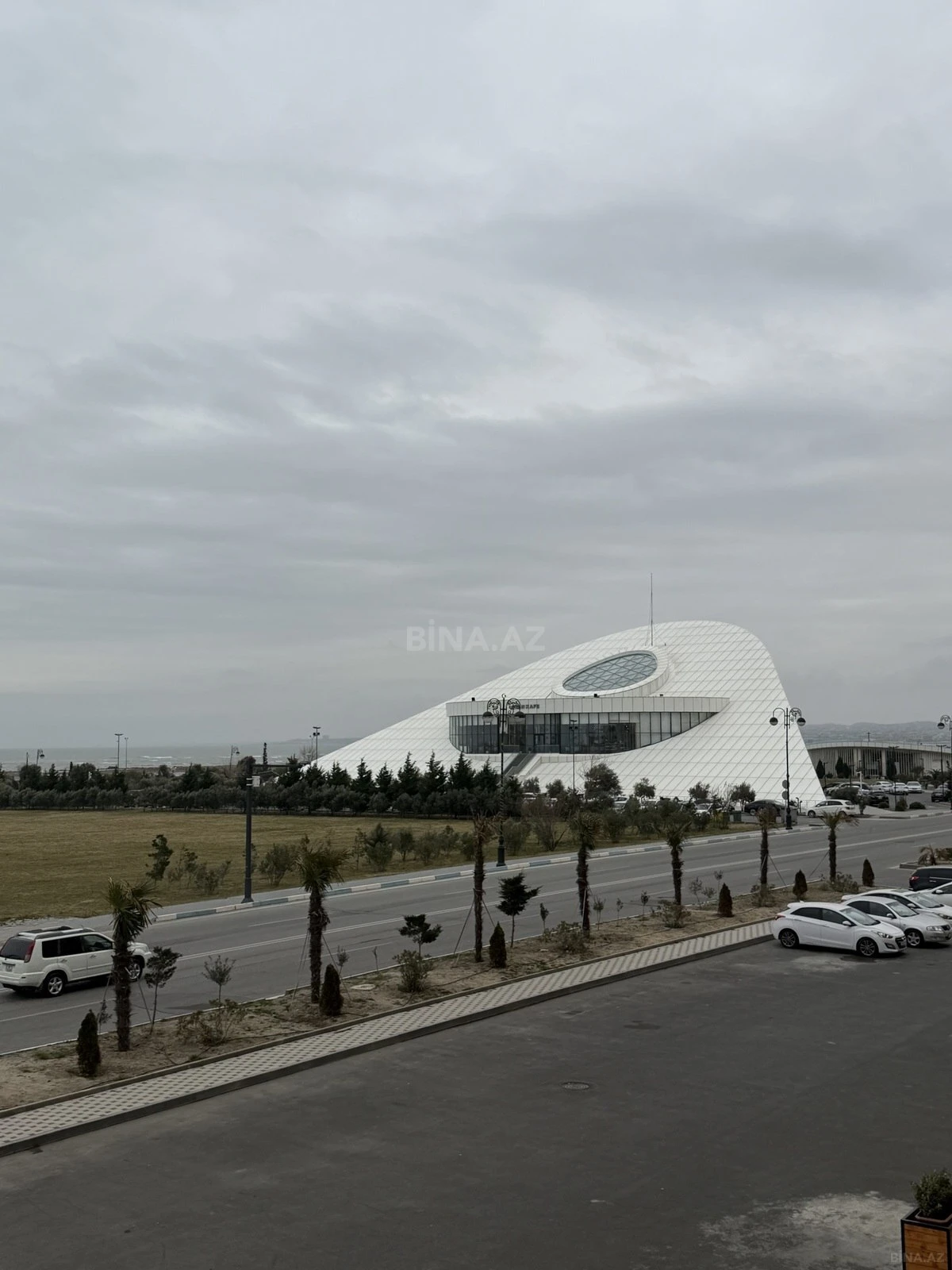 Satılır 2 otaqlı mənzil 60 m²