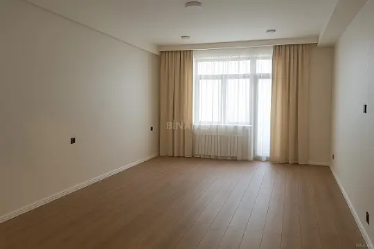 Satılır 3 otaqlı mənzil 150 m² — Bakı, Memar Əcəmi yanı 3 otaq 150.00 m²