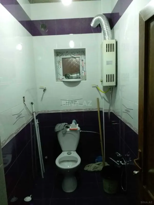 Satılır 8 otaqlı həyət evi 400 m²