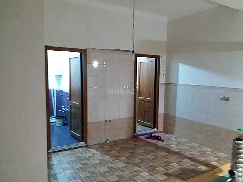 Satılır 8 otaqlı həyət evi 400 m²