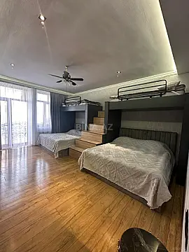 Satılır 3 otaqlı mənzil 120 m²