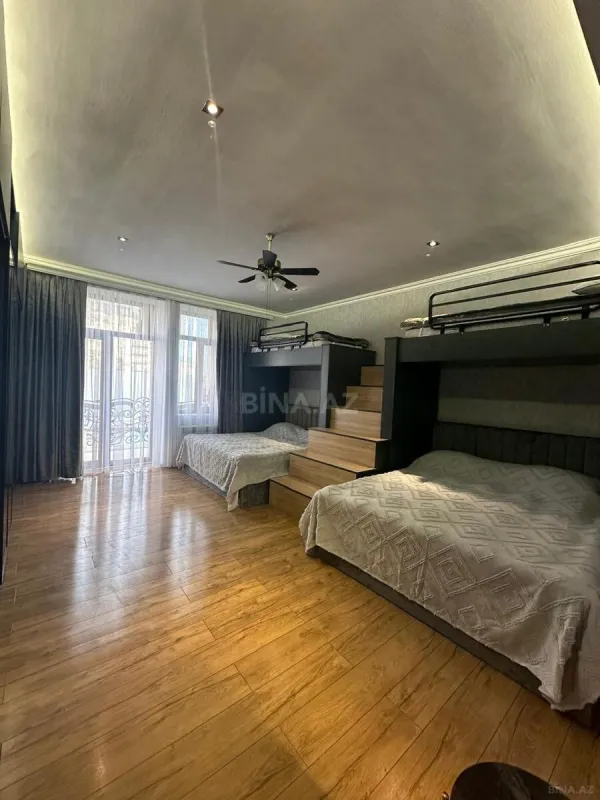 Satılır 3 otaqlı mənzil 120 m²
