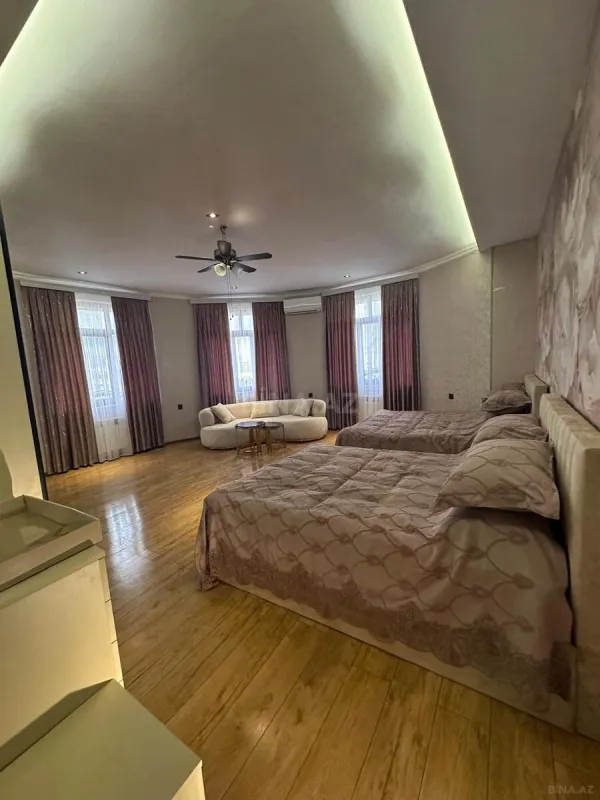 Satılır 3 otaqlı mənzil 120 m²
