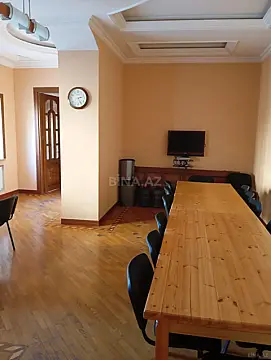 Kirayə verilir 5 otaqlı ofis 300 m²