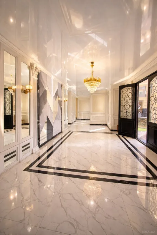 Satılır 5 otaqlı mənzil 285 m²