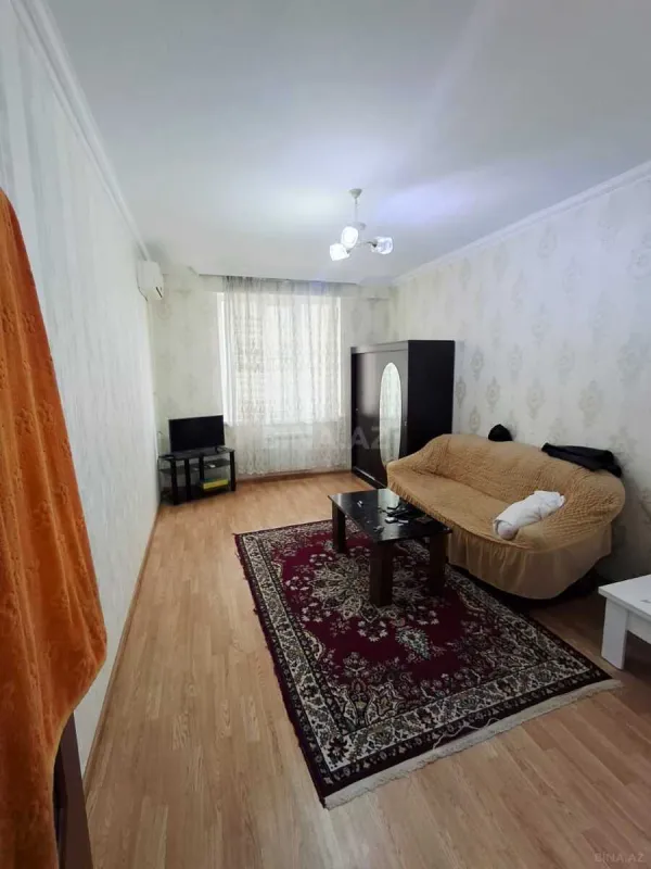 Kirayə verilir 2 otaqlı mənzil 70 m²