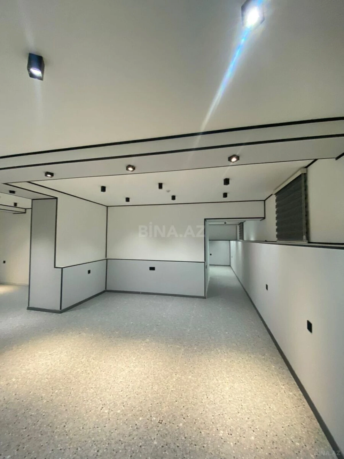 Kirayə verilir obyekt 95 m²