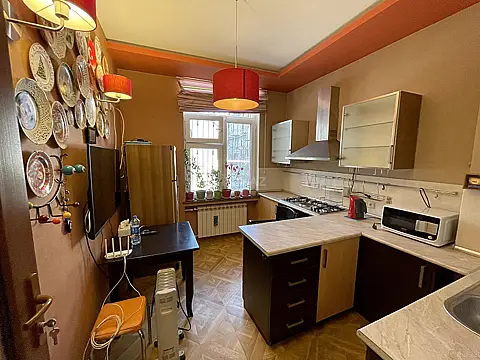 Kirayə verilir 1 otaqlı mənzil 40 m²