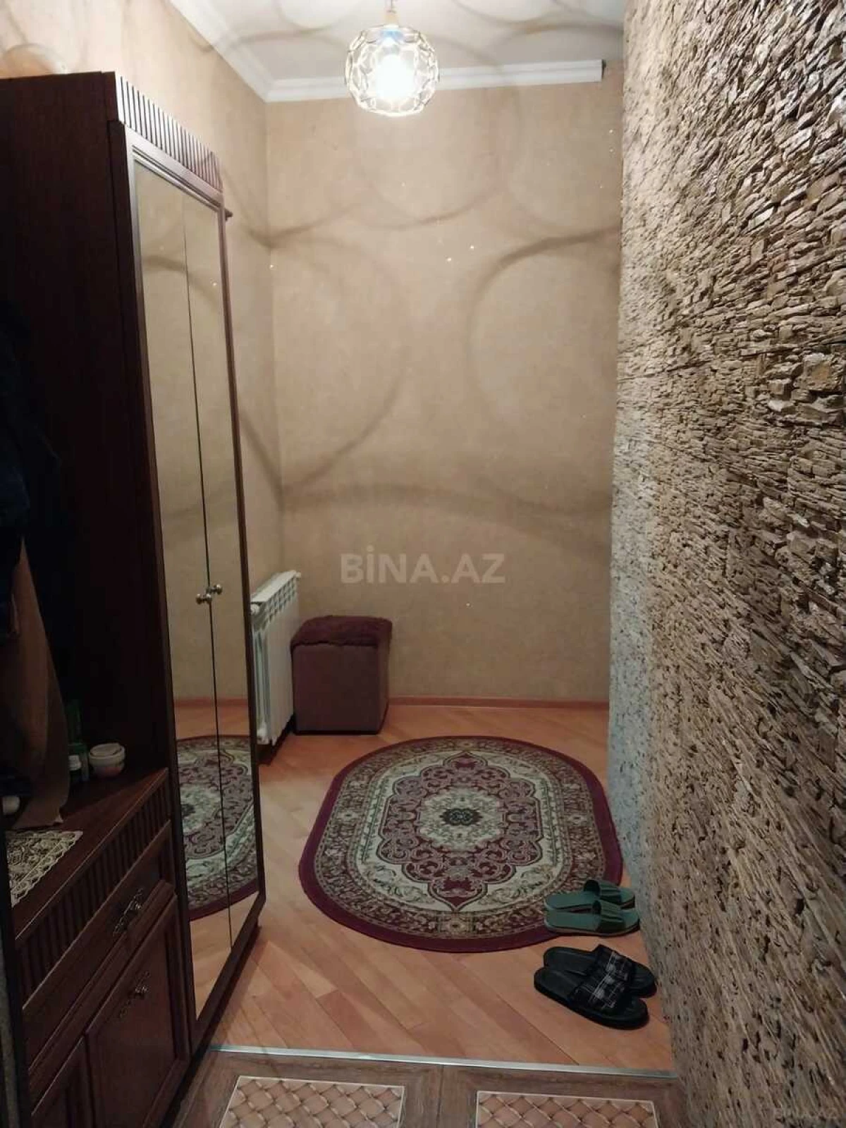 Satılır 2 otaqlı mənzil 45 m²
