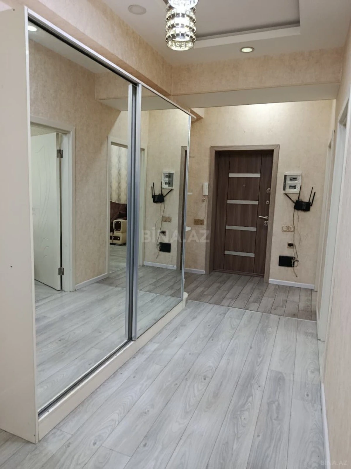 Kirayə verilir 3 otaqlı mənzil 120 m²