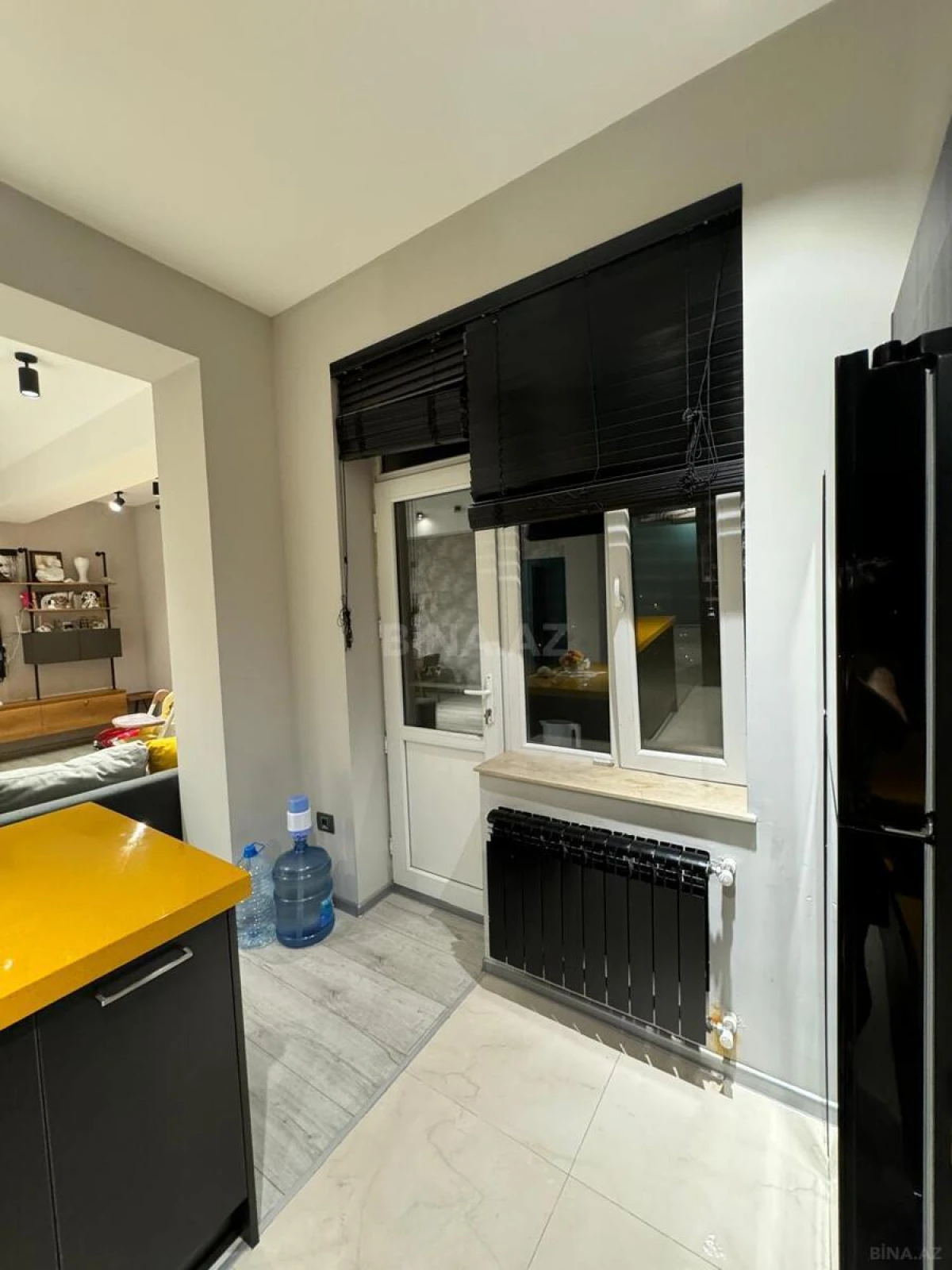 Satılır 3 otaqlı mənzil 126 m²