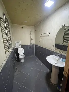 Kirayə verilir 3 otaqlı mənzil 95 m²