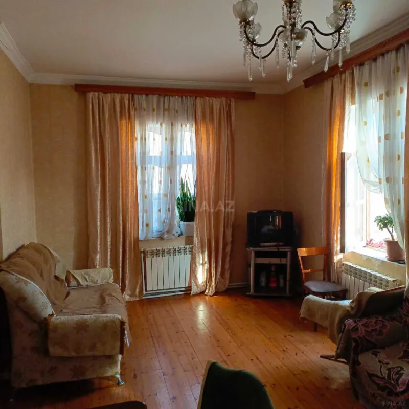 Satılır 3 otaqlı həyət evi 110 m²