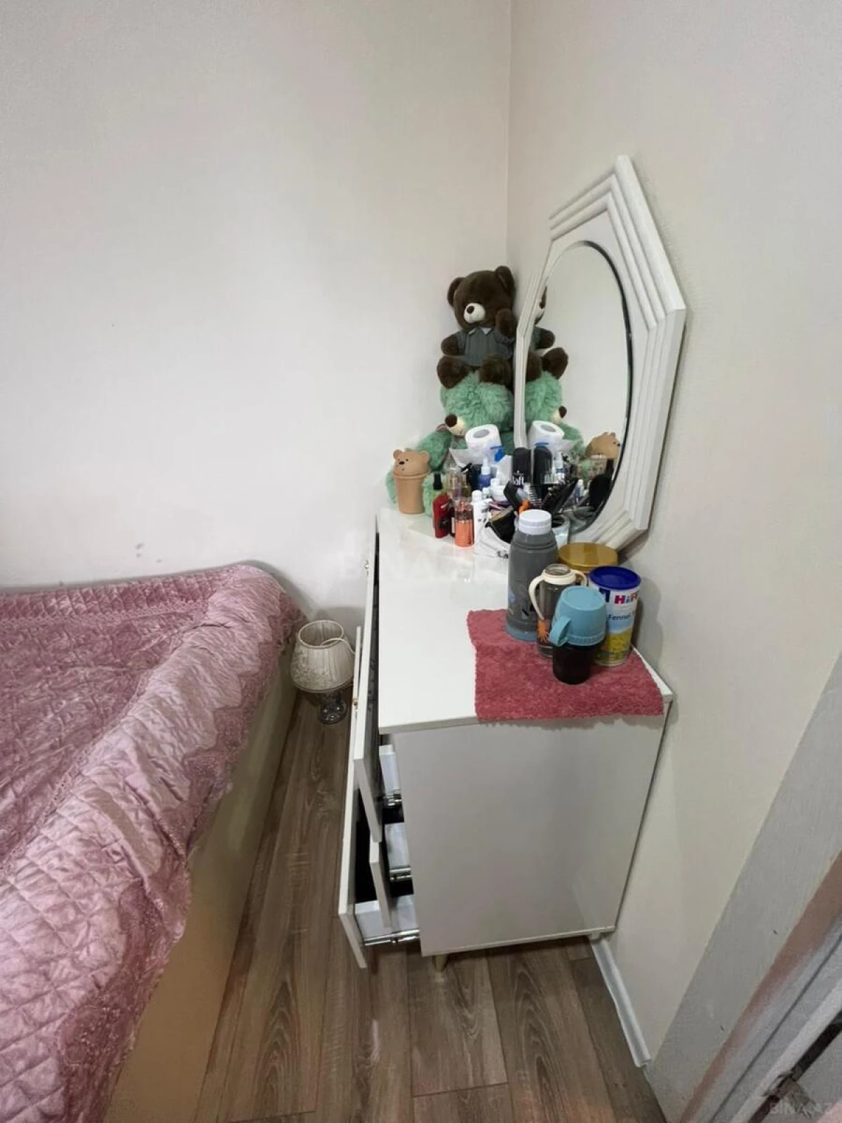 Kirayə verilir 2 otaqlı mənzil 50 m²