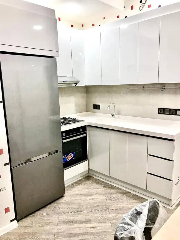 Kirayə verilir 3 otaqlı mənzil 110 m²